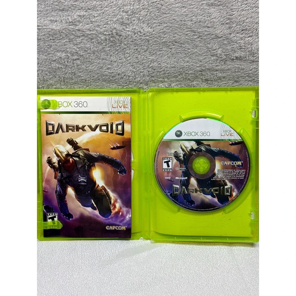 Capcom Dark Void Xbox 360 NTSC Green Case Sci-Fi Action Shooter Video Game